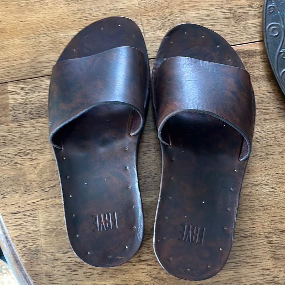 New Frye Mens Slides Sz 10